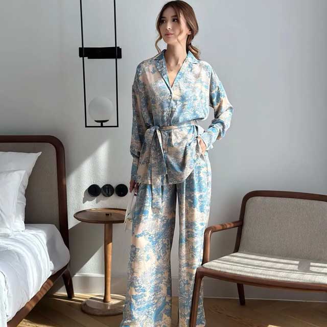 Why Everyone's Obsessed with Japanese Pajamas: The Sleepwear Trend You ...