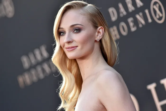 female actors under 30
